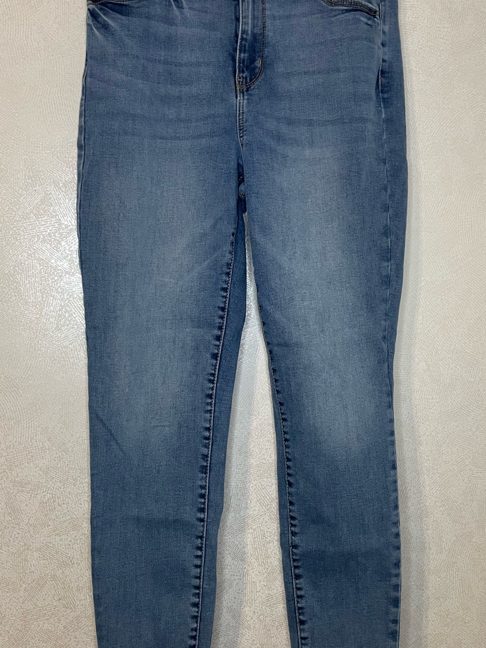 No Boundaries Women's Mid Wash Skinny Jeans